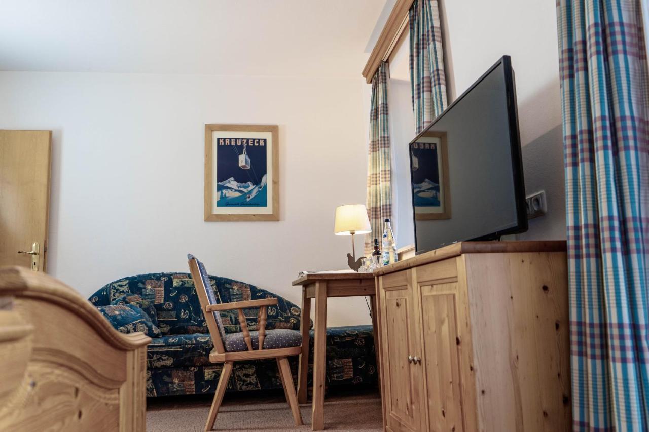 Gaestehaus Quirin Garmisch-Partenkirchen Bagian luar foto