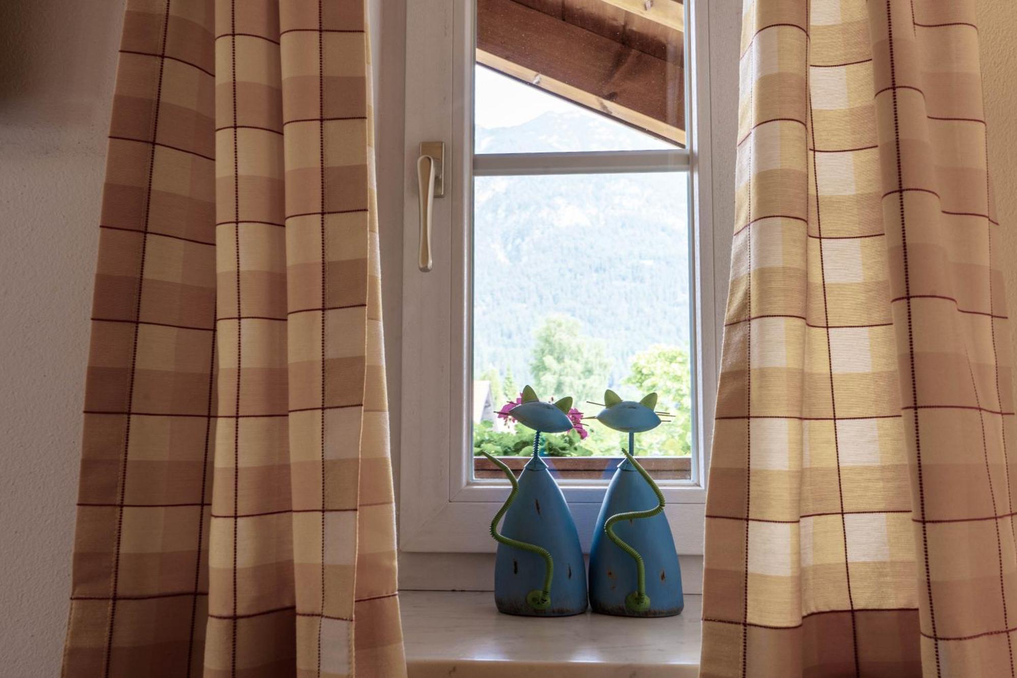 Gaestehaus Quirin Garmisch-Partenkirchen Bagian luar foto