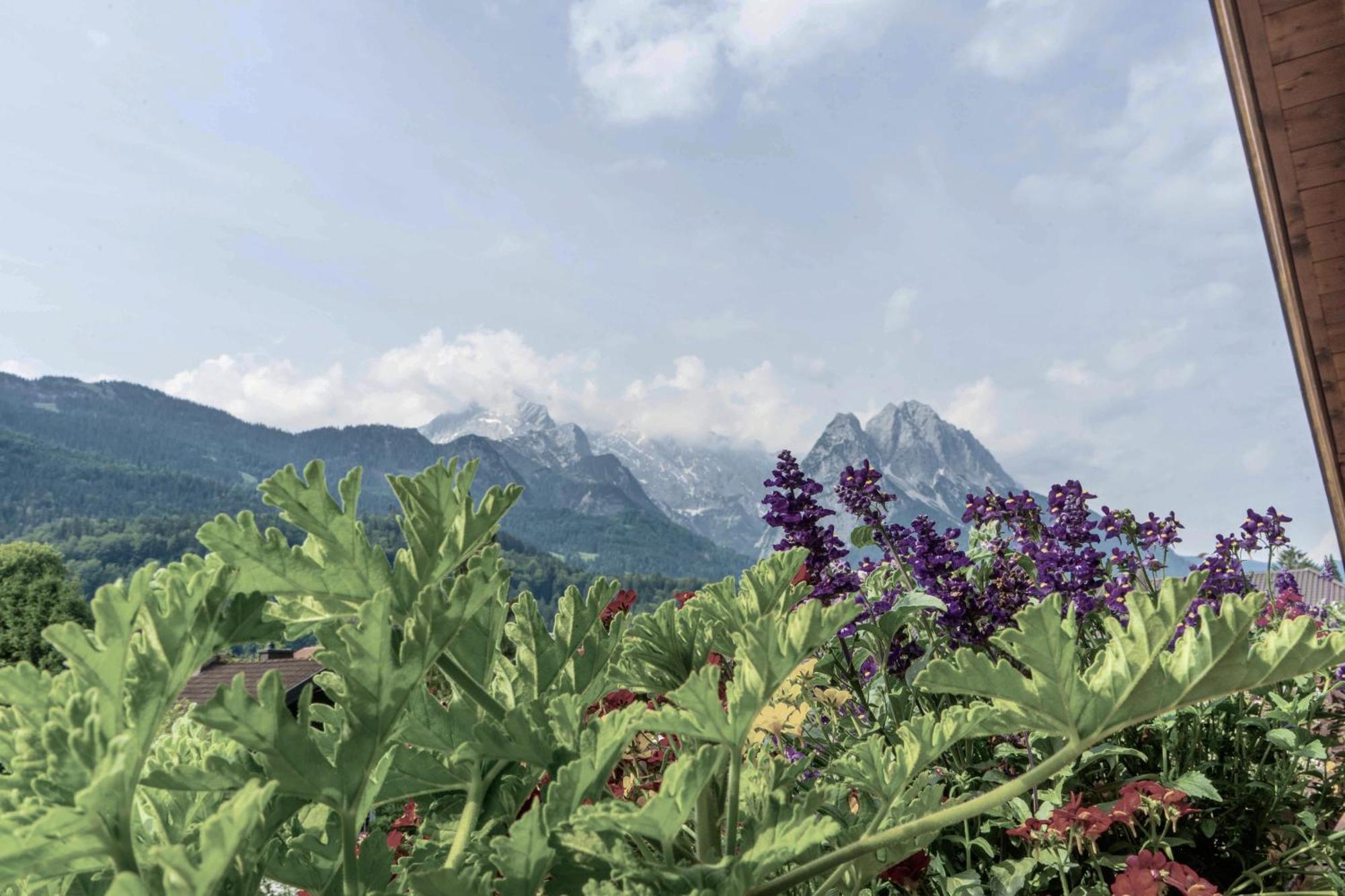 Gaestehaus Quirin Garmisch-Partenkirchen Bagian luar foto