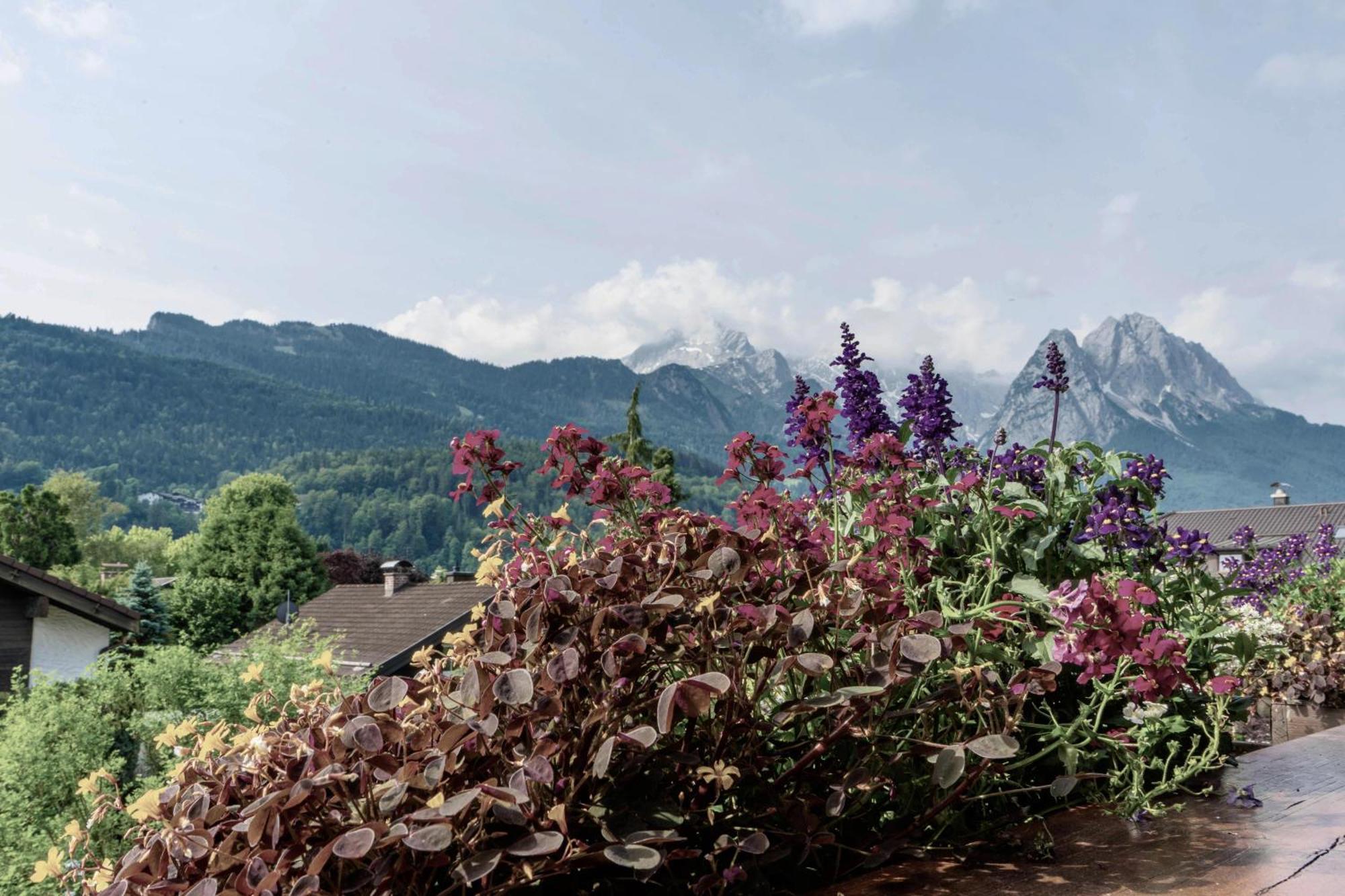 Gaestehaus Quirin Garmisch-Partenkirchen Bagian luar foto
