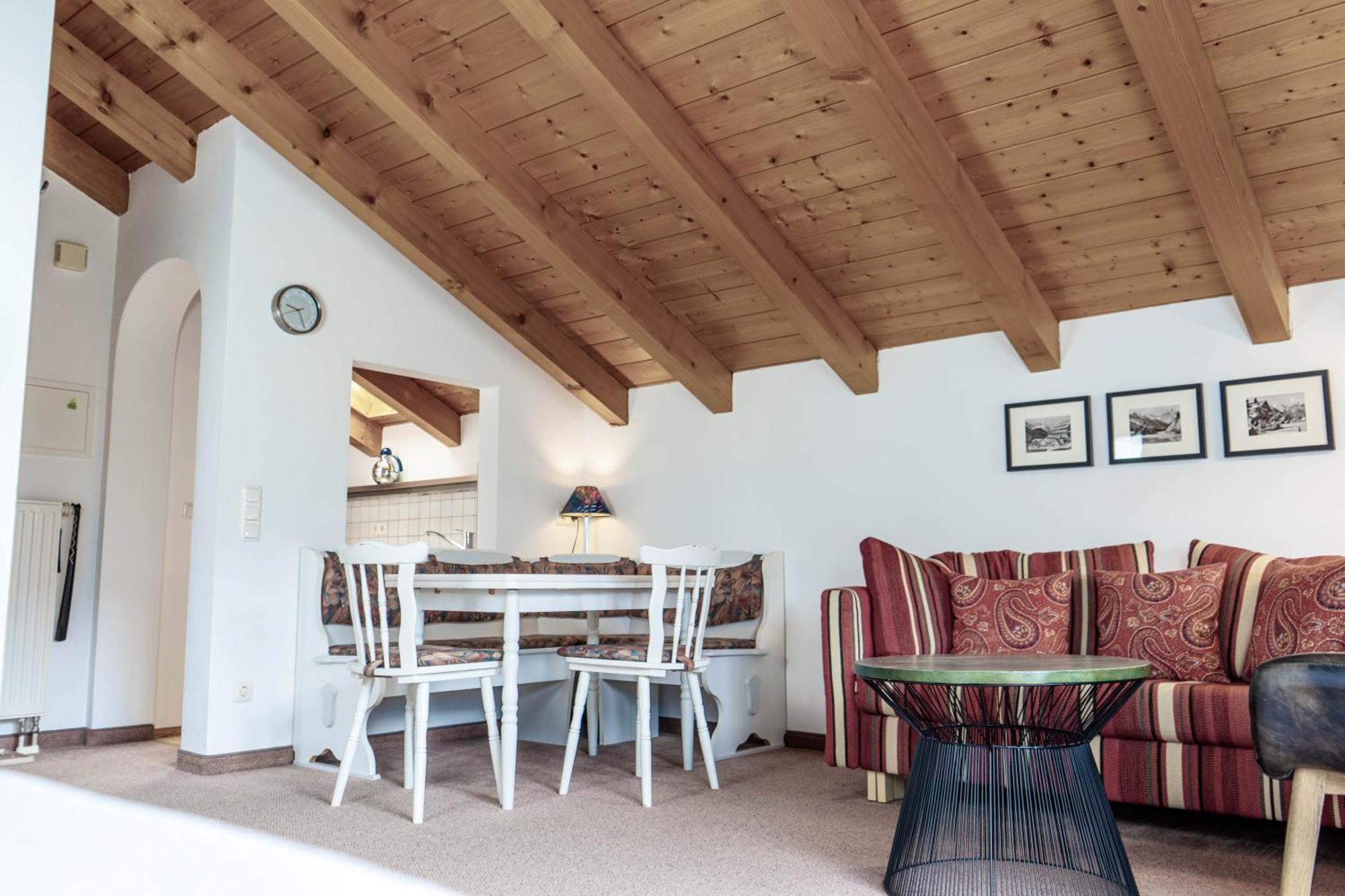 Gaestehaus Quirin Garmisch-Partenkirchen Bagian luar foto