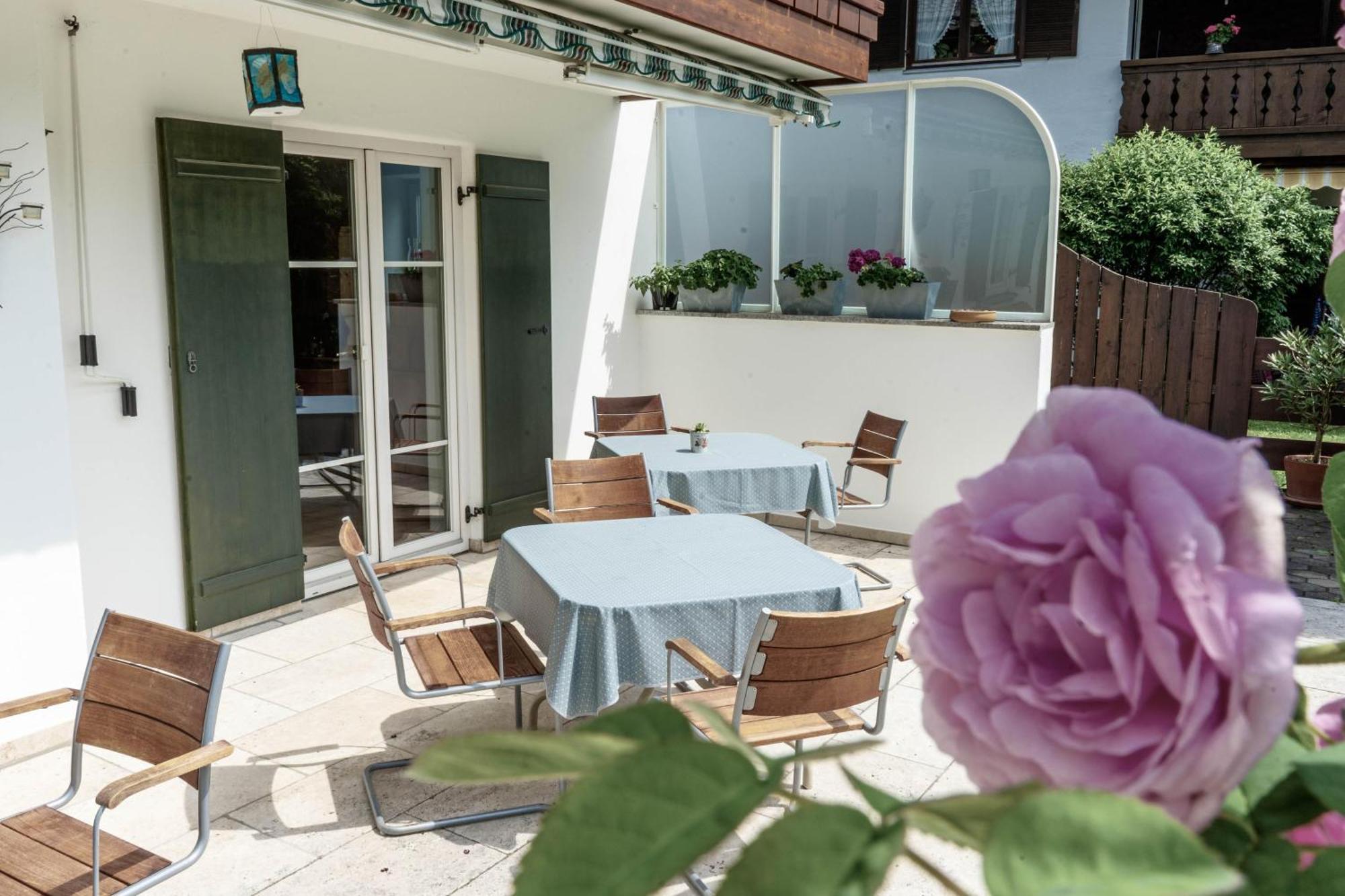 Gaestehaus Quirin Garmisch-Partenkirchen Bagian luar foto