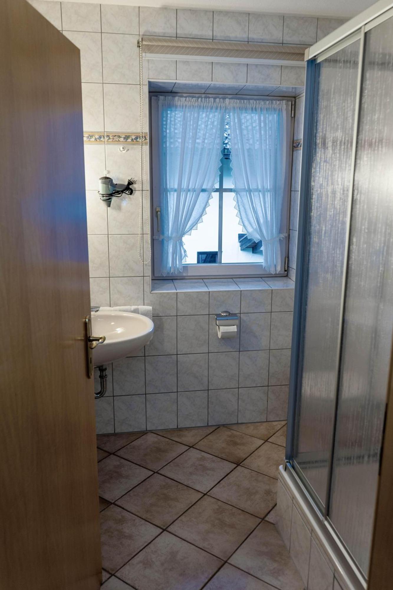 Gaestehaus Quirin Garmisch-Partenkirchen Bagian luar foto
